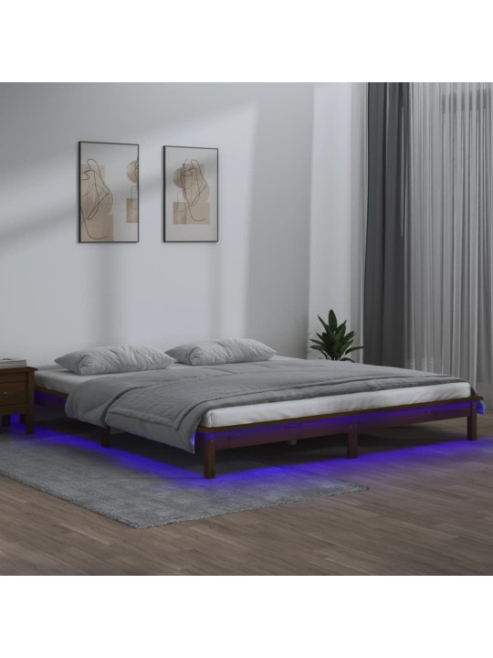 Gultas rāmis ar LED, medus brūns, 140x190 cm, priedes masīvkoks