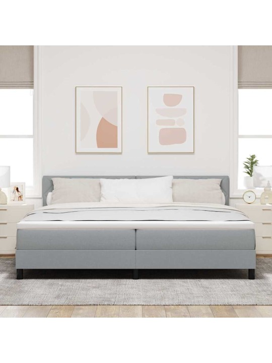 Kontinentālā gulta ar matraci gaiši pelēka 200 x 200 cm audums