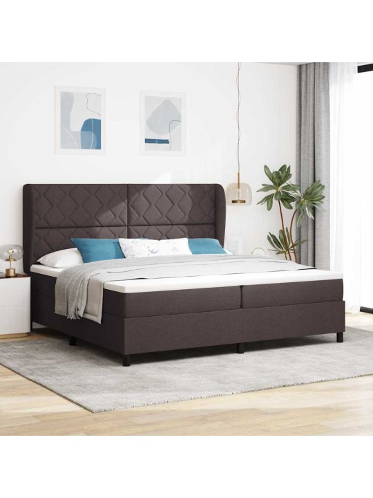 Kastītes atsperu gulta tumši brūna 200 x 200 cm audums