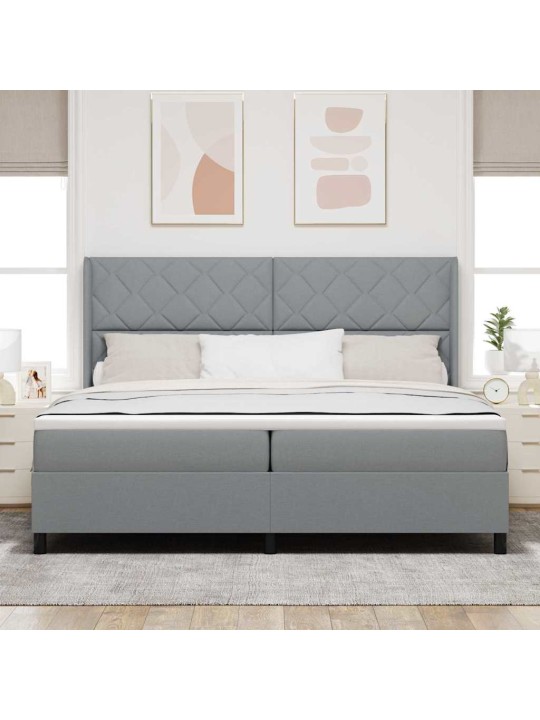 Kontinentālā gulta gaiši pelēka 200 x 200 cm audums