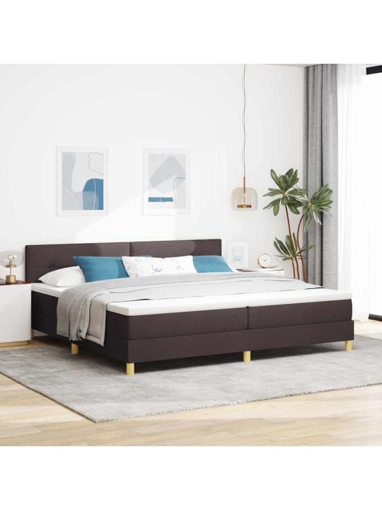 Kastītes atsperu gulta tumši brūna 200 x 200 cm audums
