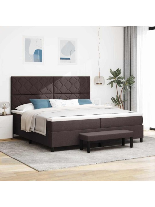 Kastītes atsperu gulta tumši brūna 200 x 200 cm audums